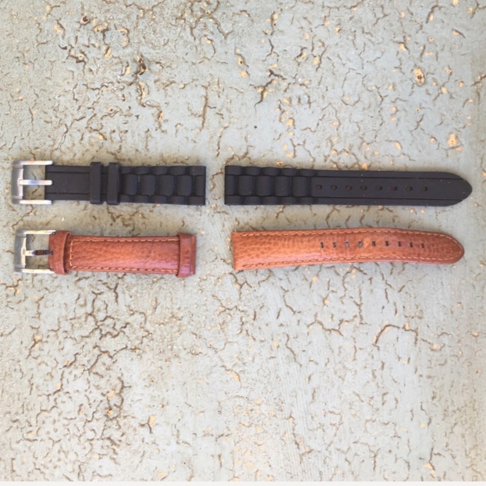 Fossil Watch With Interchangeable Straps - image 4